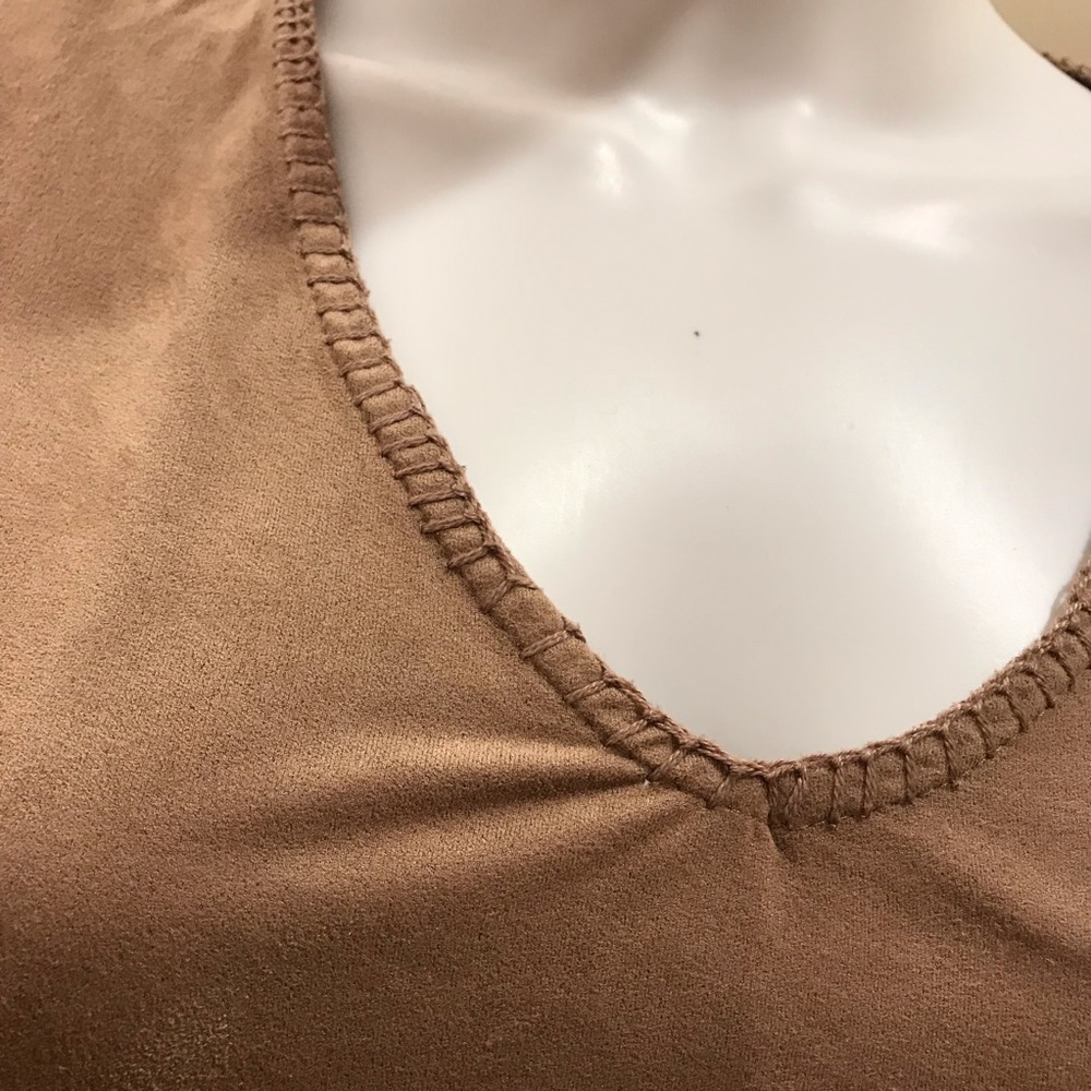 New Directions Faux Suede Brown Top Womens Plus Size 0X XL Bell Sleeve Retro - Picture 8 of 15